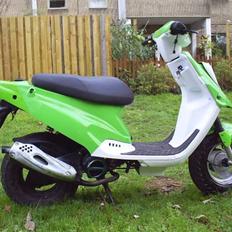 PGO hot 50  stjollet