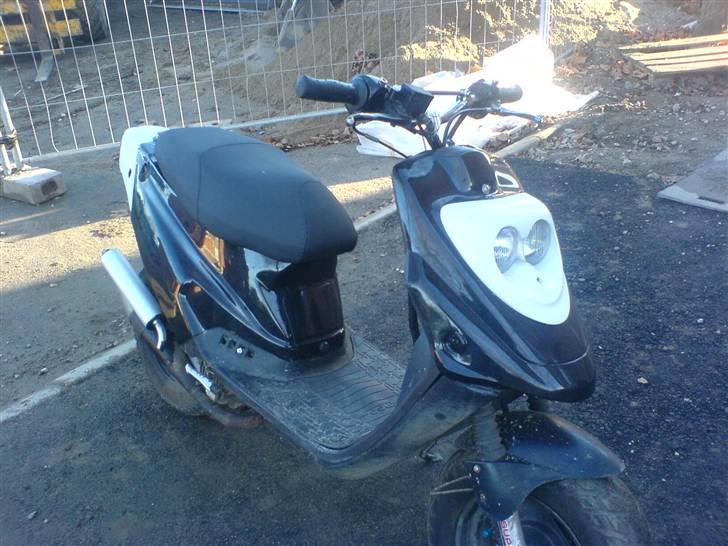 PGO Hot 50, 2002 [Solgt] billede 1