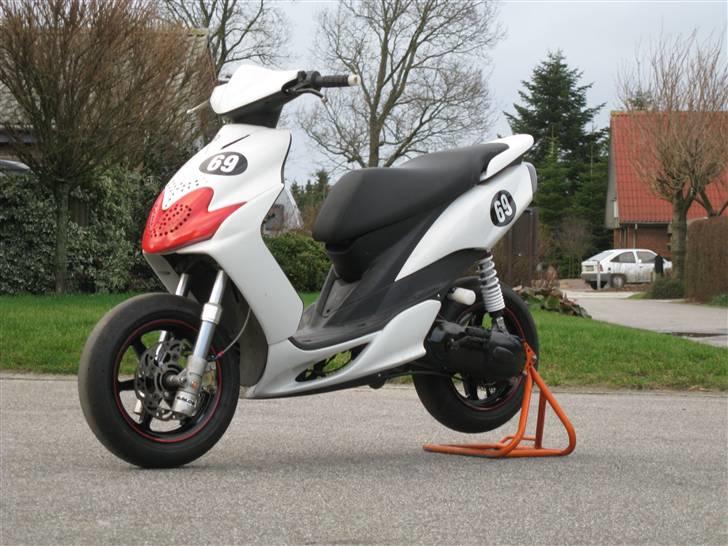 Yamaha Jog RR Solgt billede 11