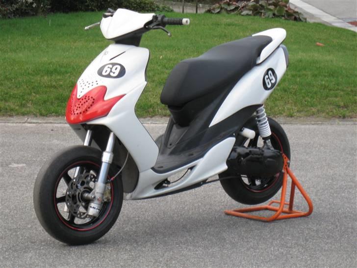 Yamaha Jog RR Solgt billede 12