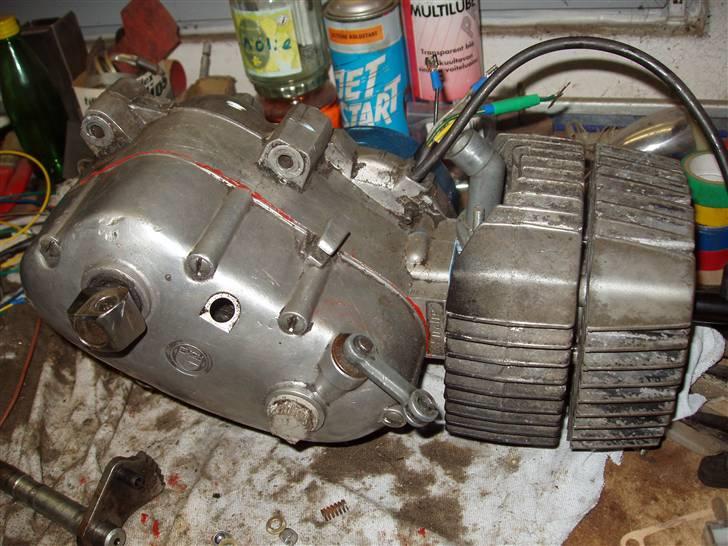 Puch Monza 2gear - En ekstra motor, der kommer billeder af den motor der kommer på. billede 3