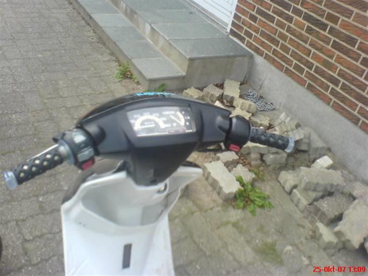 Yamaha jog fs stålet billede 10