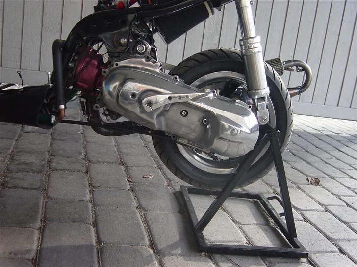 Yamaha Jog FS LC - Lidt højglans BLIM BLIM ;) billede 3