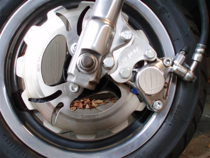 Yamaha Jog FS LC - ja, når jeg siger stop... billede 4