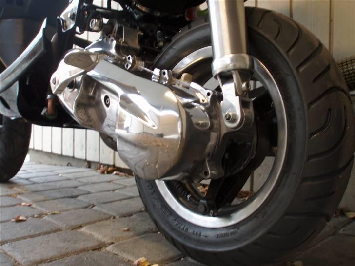 Yamaha Jog FS LC - Lille spej på jog´en der ? billede 5