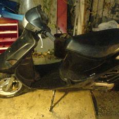 PGO comet solgt