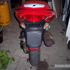 Peugeot speedfight 2