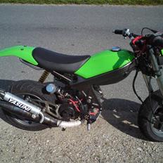 Suzuki ((- street magic -))