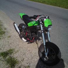 Suzuki ((- street magic -))