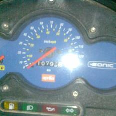 Aprilia sonic til salg