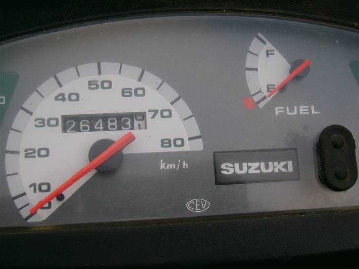 Suzuki address solgt billede 6
