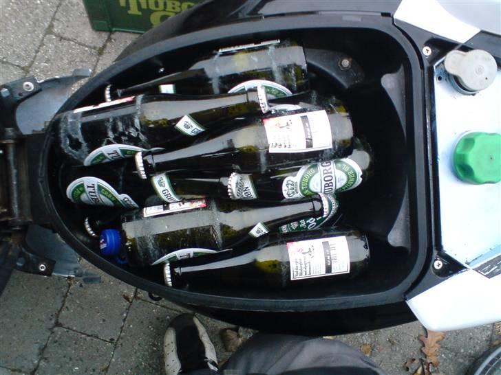 Yamaha Jog R - Byttet til NRG - Ja ja, næsten en halv kasse øl ;D billede 17