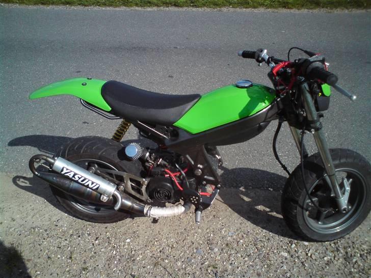 Suzuki ((- street magic -)) billede 2