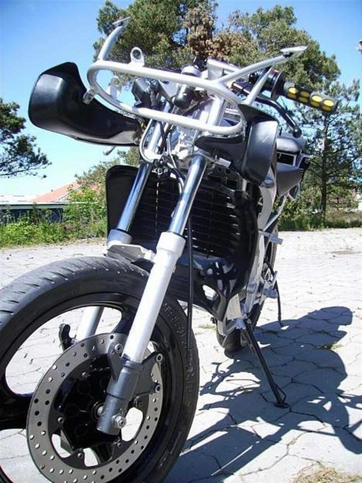 Aprilia RS50 (FØR) (SOLGT) - Gammelt billede, taget af tidligere ejer som renoverede den billede 4