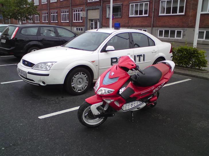 Peugeot Speedfight 2 TOTALSKADET billede 16