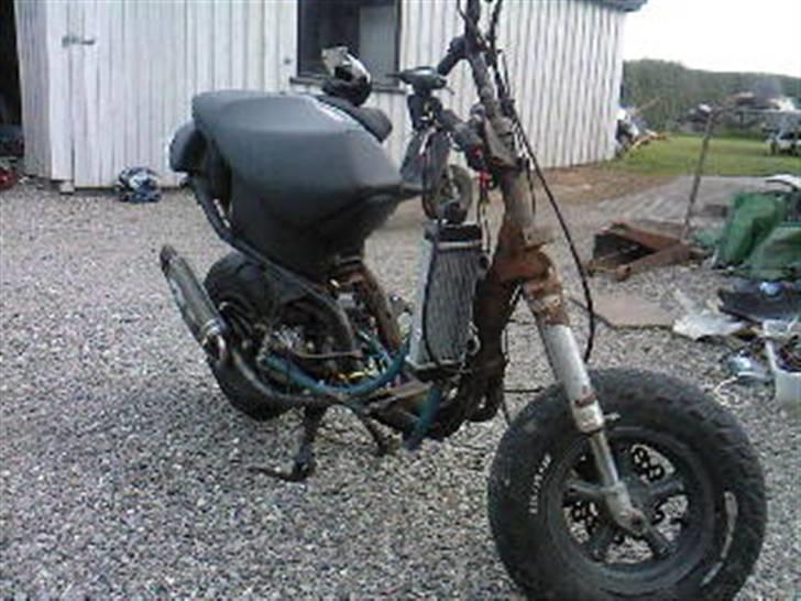 Aprilia rally LC billede 4