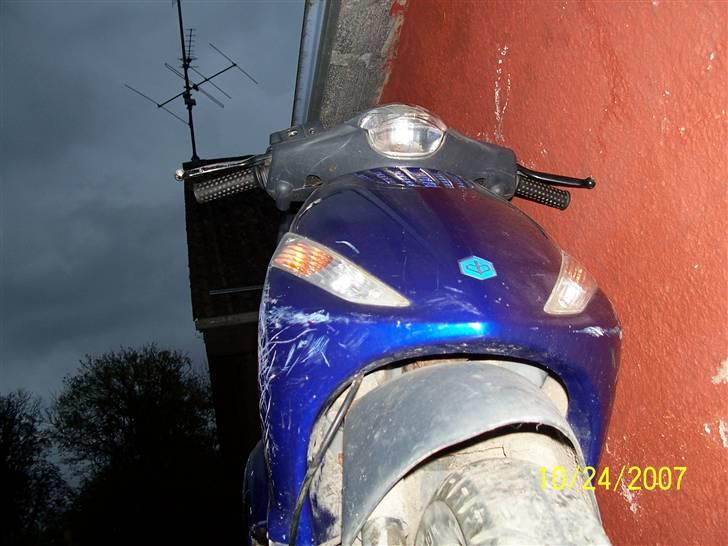 Piaggio New zip SOLGT billede 1