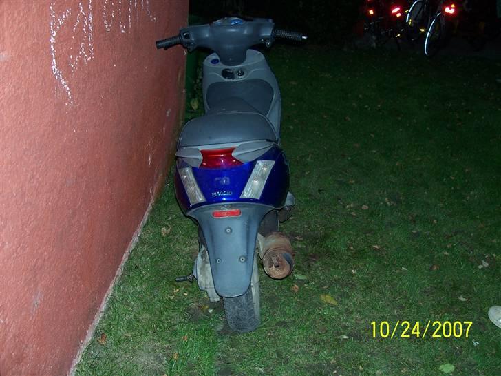 Piaggio New zip SOLGT billede 7