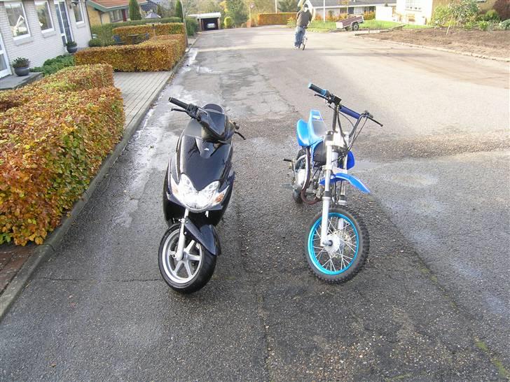 Yamaha jog r solgt:( - joggen sammen med pitbiken  billede 9