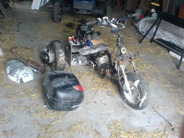 PGO hot 50 Projekt solgt billede 1