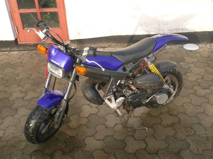 Suzuki street magic "SOLGT" - Gammelt..  billede 1