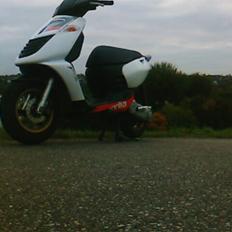 Aprilia $onic Evolution