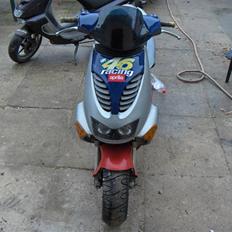 Aprilia sr 50 lc byttet til senda