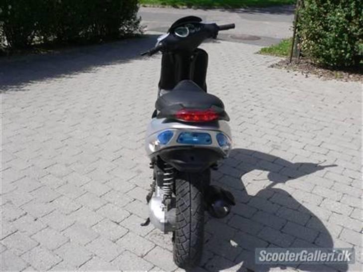 Piaggio nrg solgt billede 6