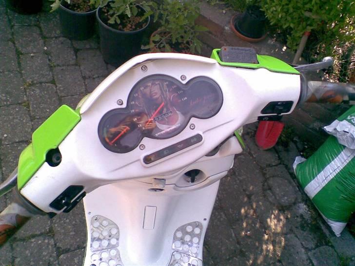 Aprilia Sonic SOLGT billede 6