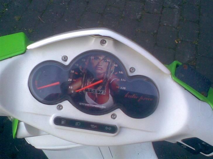 Aprilia Sonic SOLGT billede 9