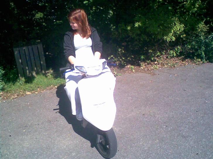 Yamaha JoG As ombygget billede 3