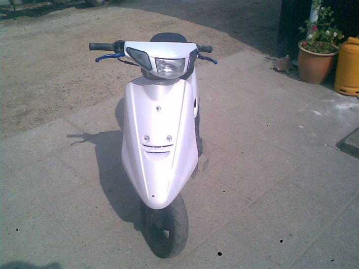 Yamaha JoG As ombygget billede 5