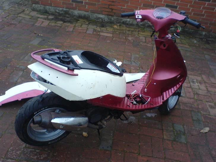 Suzuki Estilete *EFTER* :( :( - Kæft man .. det gør sku ondt at se efter alt det arbjejde :(  billede 3