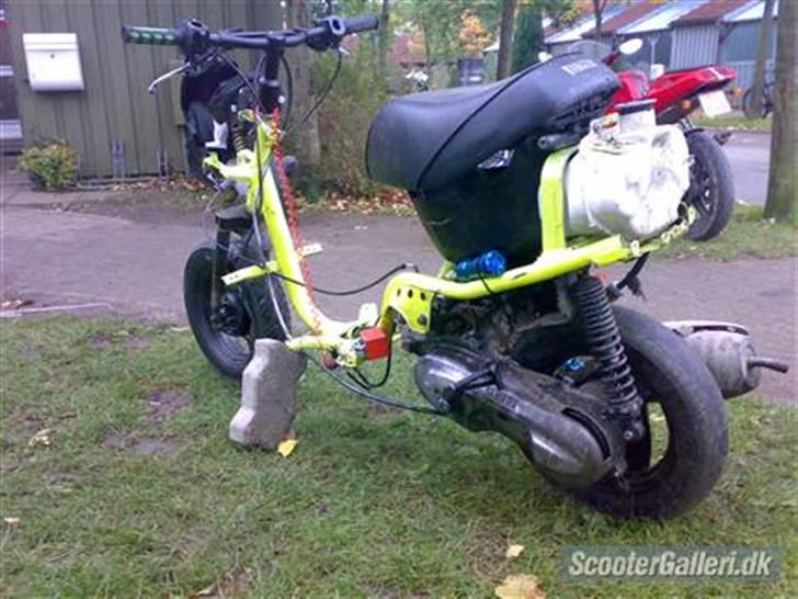 Yamaha jog as MHR ac VÆK filles - billede lånt af gammel ejer komemr nye i løbet af weeken eller næste uge billede 2