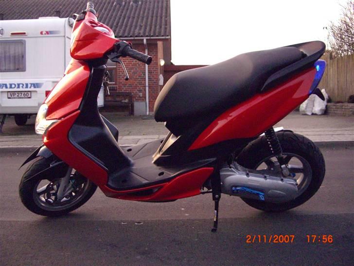 Yamaha jog R (solgt) billede 3
