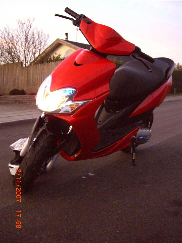 Yamaha jog R (solgt) billede 5