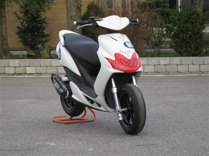 Yamaha Jog RR Solgt billede 13