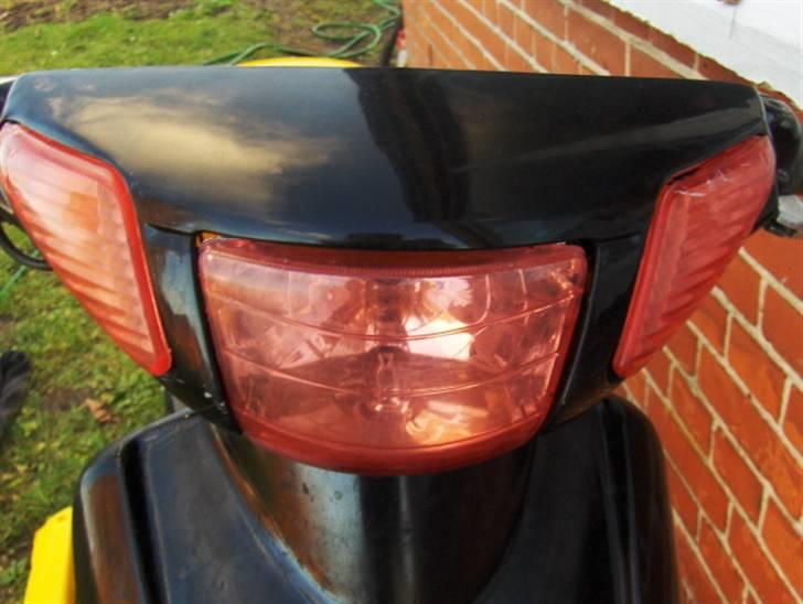 Yamaha Jog Fs (((STJÅLET))) - Røde lygteglas. billede 12