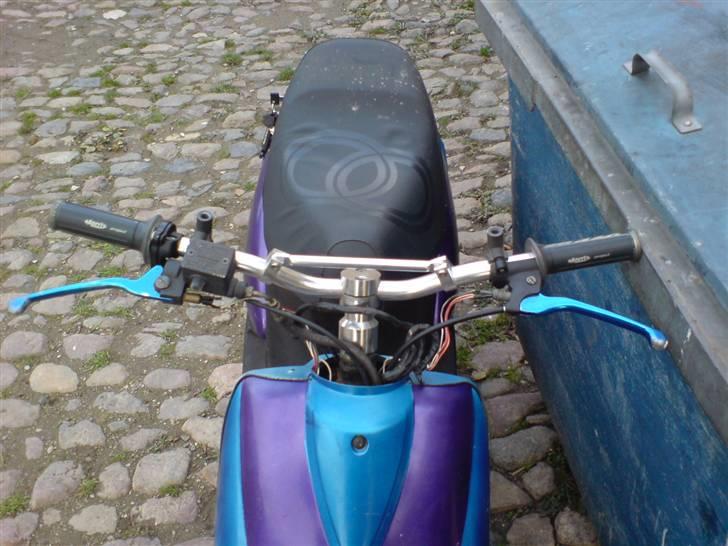Gilera stalker byttet  billede 7