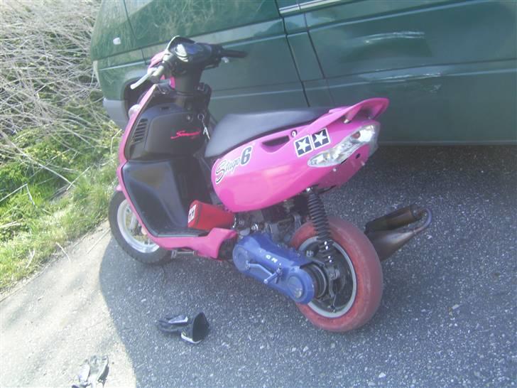 Aprilia sonic byttet - højglaspoleret vario skjold, pink bag skjold og rødt lft filter billede 1
