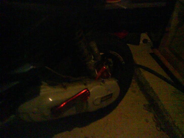 Yamaha aerox evo2 dd. byttet  billede 3