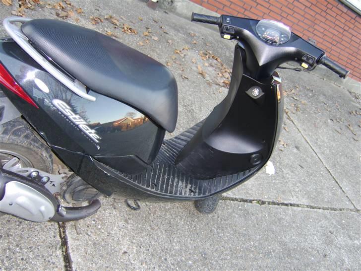 Suzuki - Estilete Tilsalg billede 6