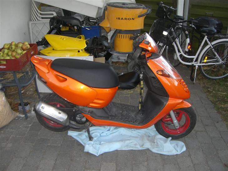 Aprilia Sonic GP (STJÅLET) - Lige samlet . billede 4