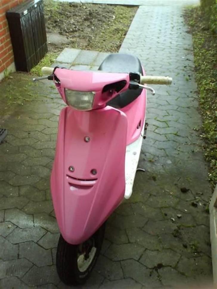 Yamaha Jog fs  AC  solgt - som den så ud da jeg købte den, for 4000 kr   (: billede 10