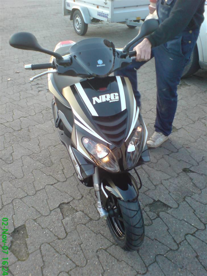 Piaggio NRG Power [Før styrt] - Lige inden den kom op på traileren hos Speedline :) billede 3