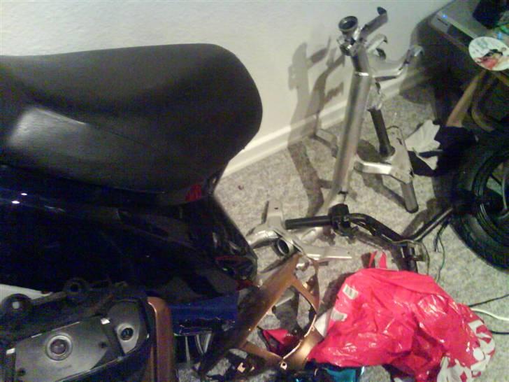 Yamaha jog solgt billede 5