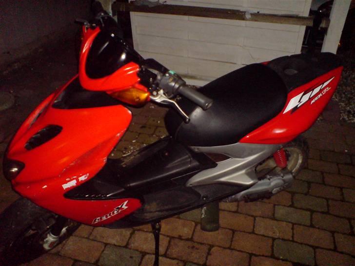 Yamaha AEROX EVO *SOLGT* billede 11