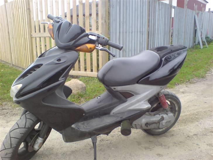 Yamaha AEROX EVO *SOLGT* billede 13