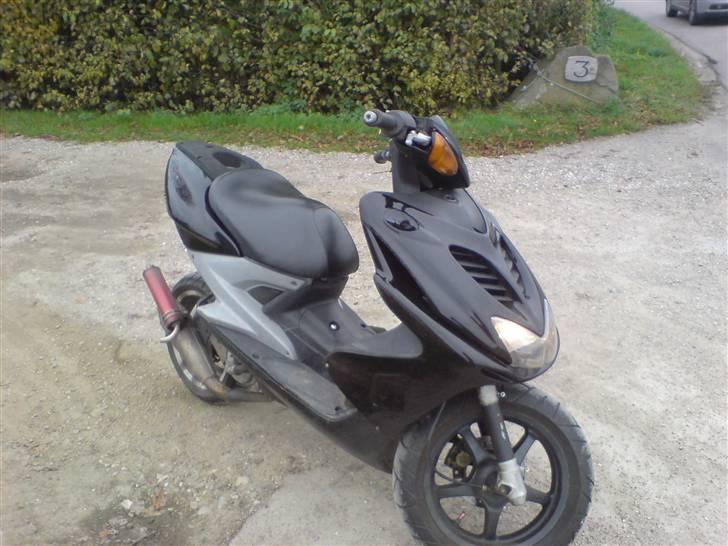 Yamaha AEROX EVO *SOLGT* billede 15