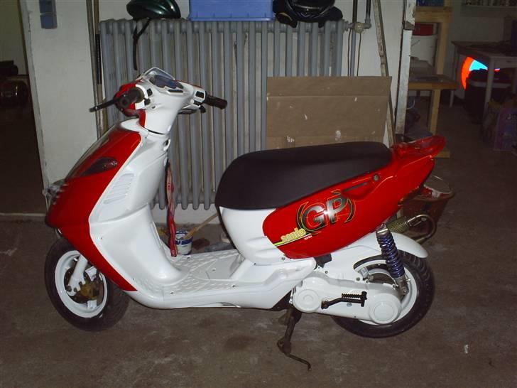 Aprilia Sonic GP SOLGT (9000) billede 6